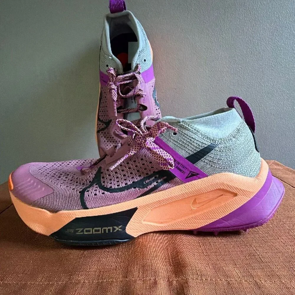 Nike Zegama Zoom X Trail Running Sneaker Desert Berry Woman’s 8.5